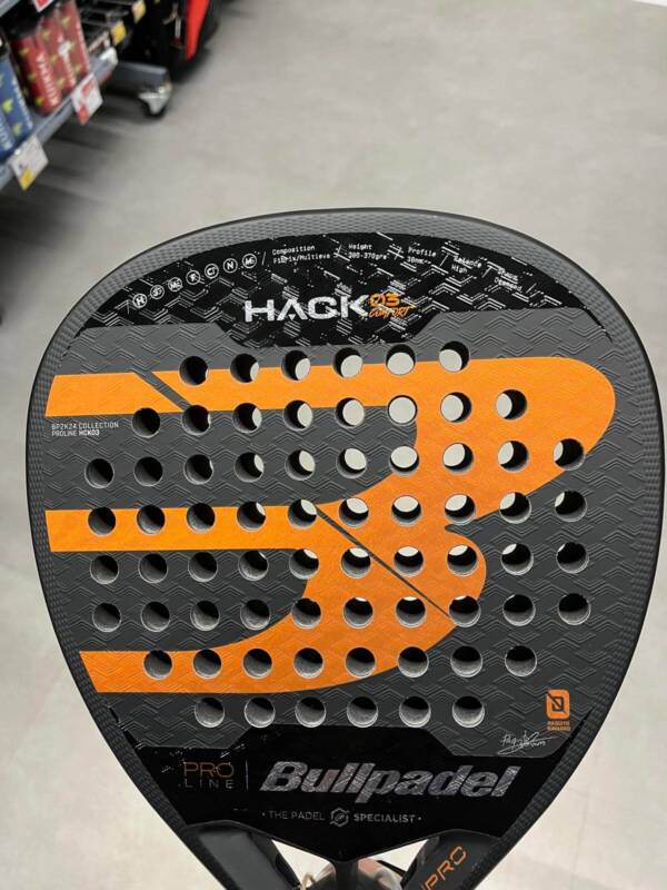 dettaglio racchetta fack pro padelbazar nera arancione
